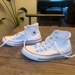Chuck Taylor All Star High top Sneaker WHITE